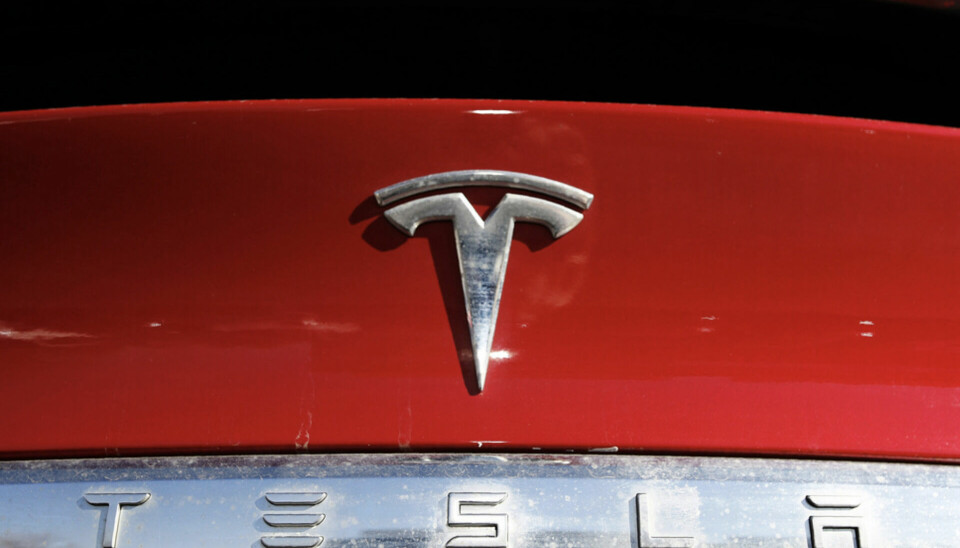 Teslas svenska serviceverkstäder kan drabbas av strejk på fredag.