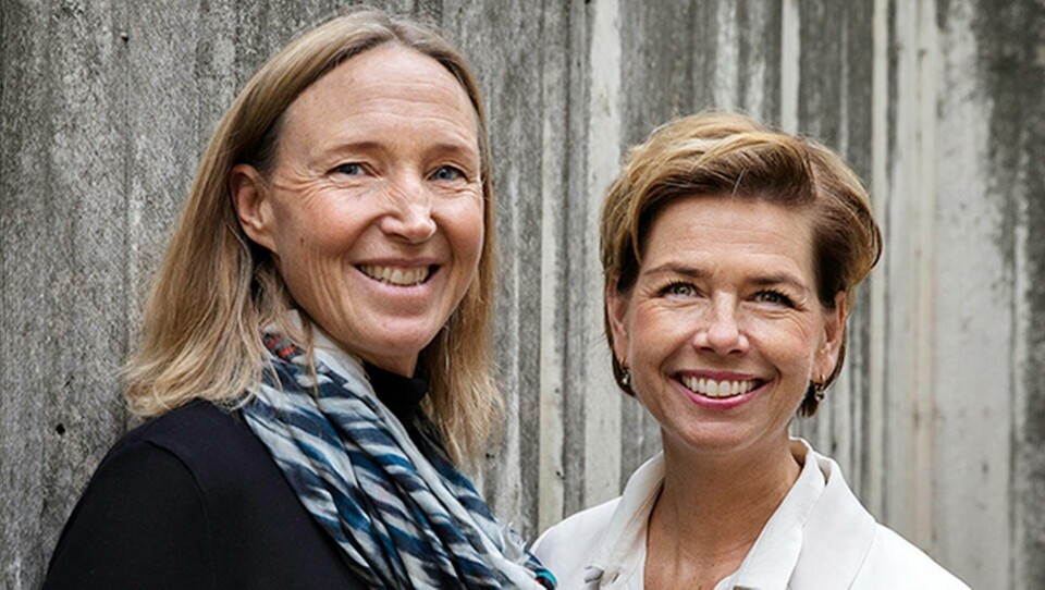 Lee Wermelin (t v) heter det nya akademikerfacket Akavias ordförande, i dag ordförande för Civilekonomerna. Här med Juseks ordförande Sofia Larsen. Foto: Jessica Segerberg/TT-Bild