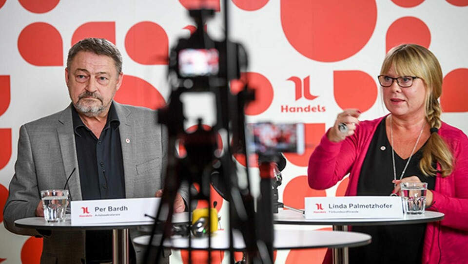 Handelsanställdas förbundsordförande Linda Palmetzhofer och avtalssekreterare Per Bardh. Foto: Fredrik Sandberg/TT