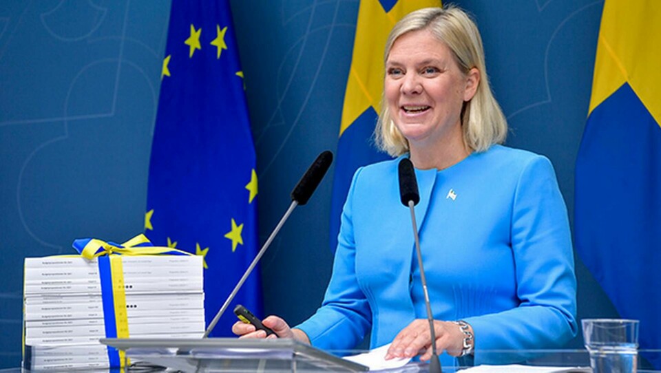Finansminister Magdalena Andersson (S) presenterar budgetpropositionen för 2021 i Rosenbad i Stockholm. Foto: Jessica Gow/TT